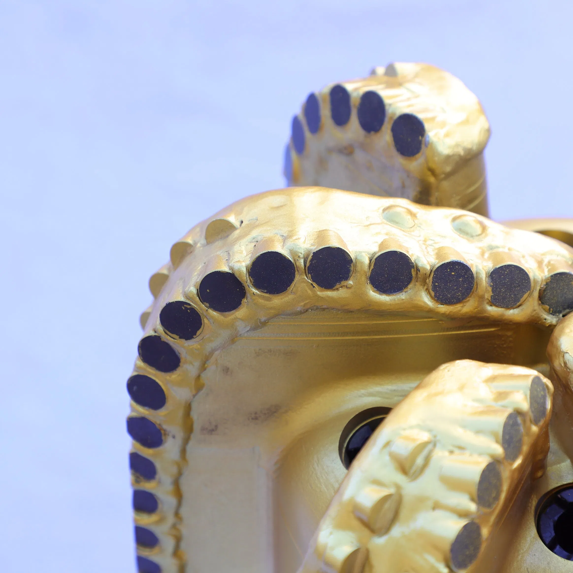 Customised 17 1/2"Drilling Bits for Different Tooth Shapes According of The Stratigraphic Conditions.