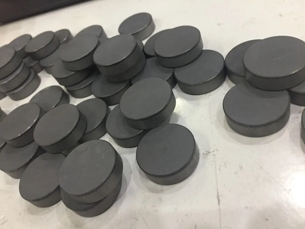 Drilling Bit Inserts Display