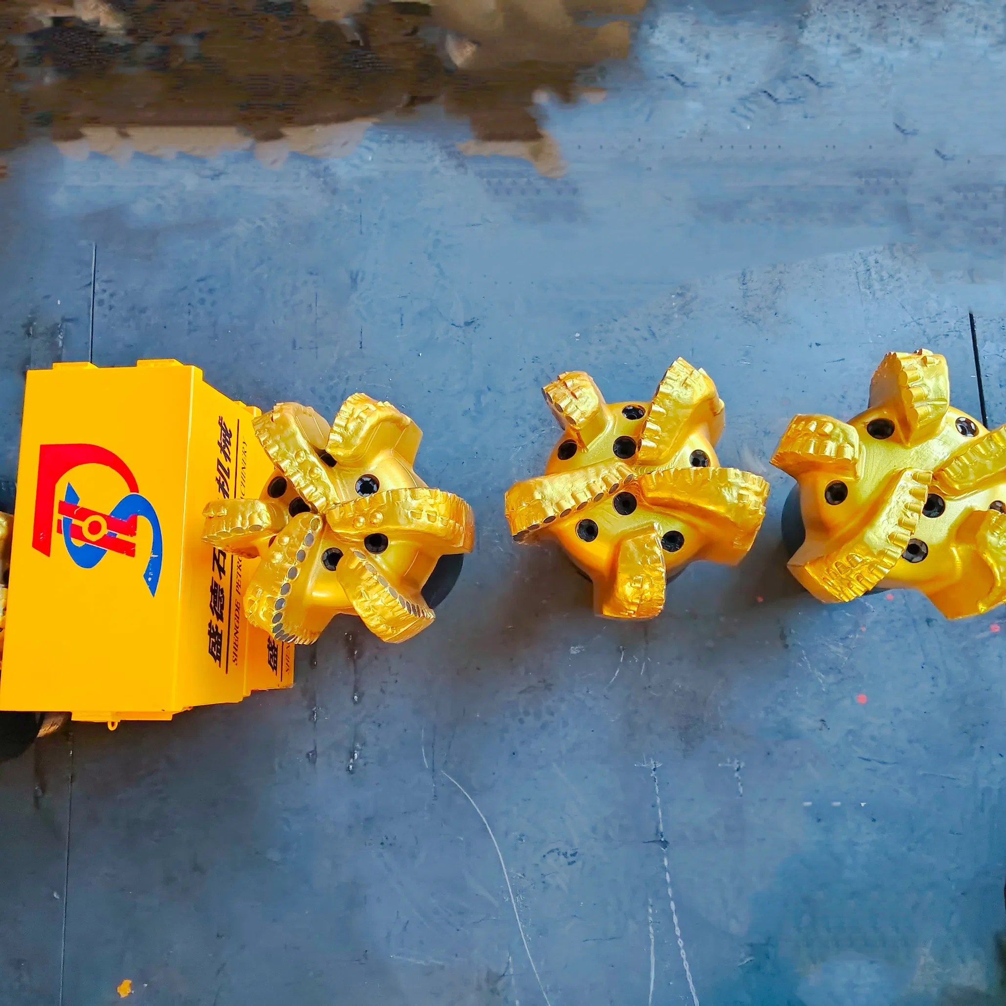 Supports Factory Inspection 9-3/4" Faster Cutting and Wear-Resistant PDC Drill Bits