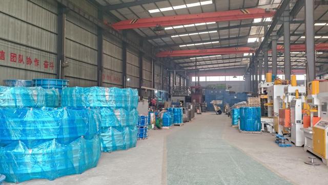 ElvisCast industrial valve and pipe fitting manufacturing plant