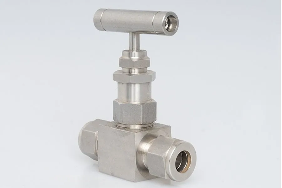 Self-tightening Double Seal