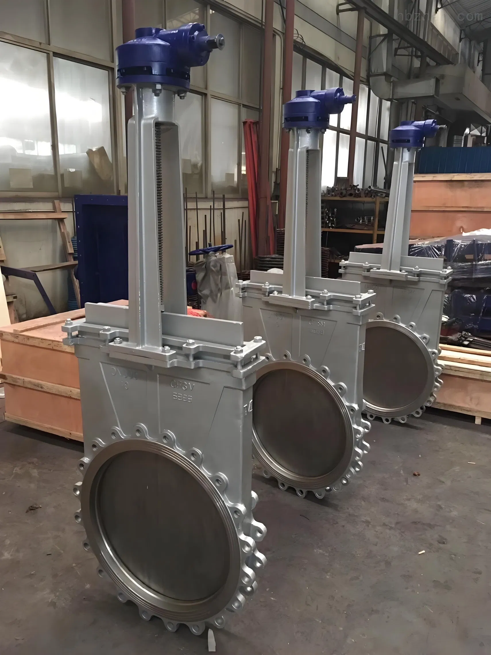 CE ANSI Pn16 Pn25 DN100 DN80 DN500 Stainless Steel CF8 Ss Flange Knife Gate Valve with Pneumatic Actuator