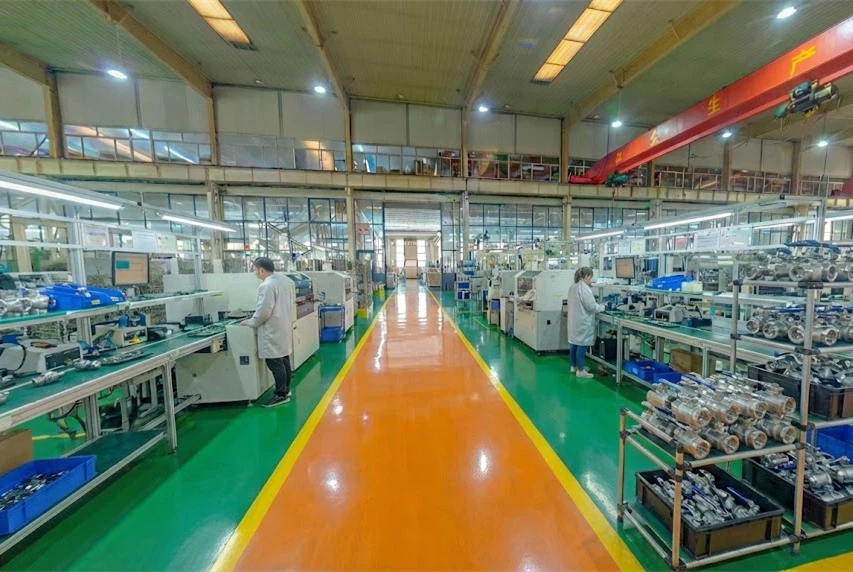 ElvisCast CNC machining center - precision metal component manufacturing