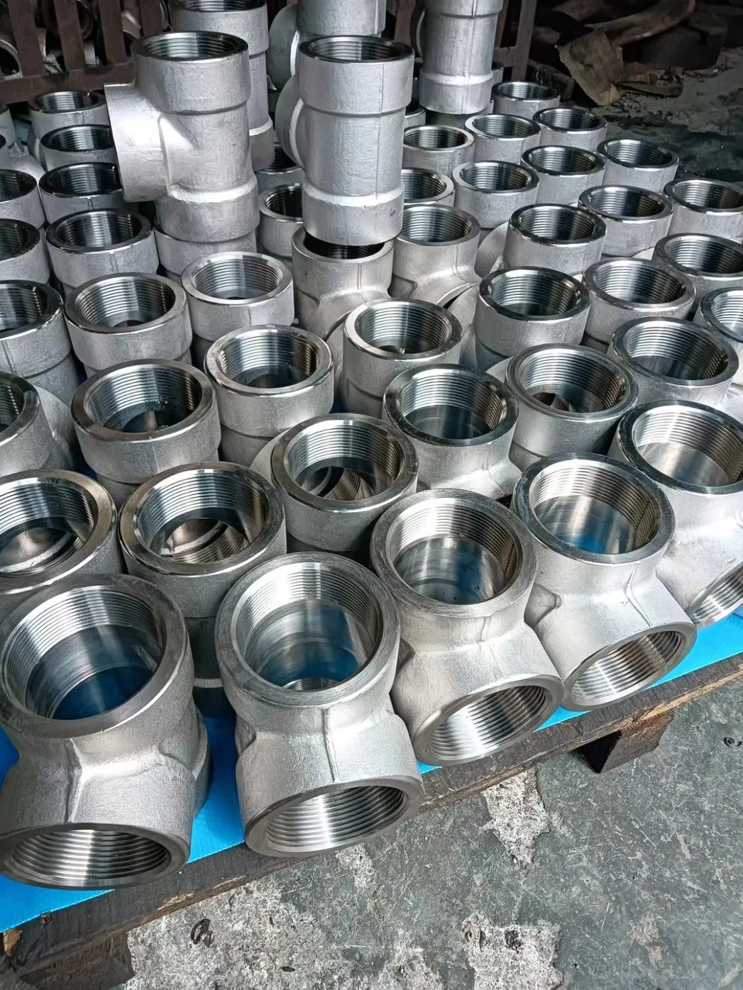 ANSI B16.11 Carbon Steel SA/A105 3000lbs/6000lbs NPT Threaded Thread/Socket Weld/Welding Forged Pipe Fittings