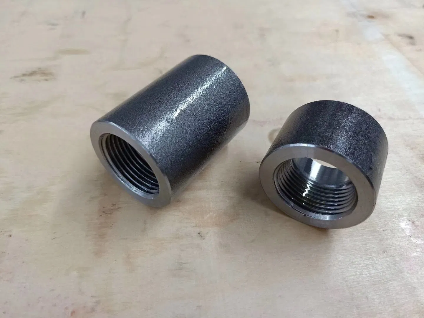 Carbon Steel A105 Socket Weld/Threaded Welded 3000#/6000#/9000# Forged Pipe Fittings