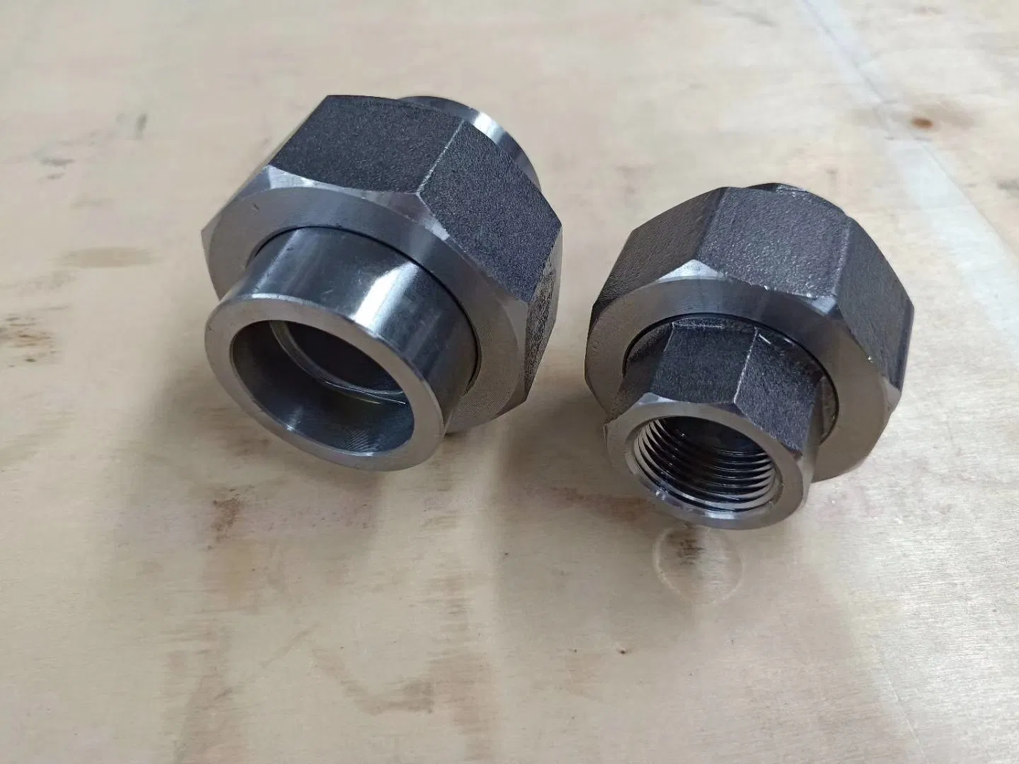 Carbon Steel A105 Socket Weld/Threaded Welded 3000#/6000#/9000# Forged Pipe Fittings