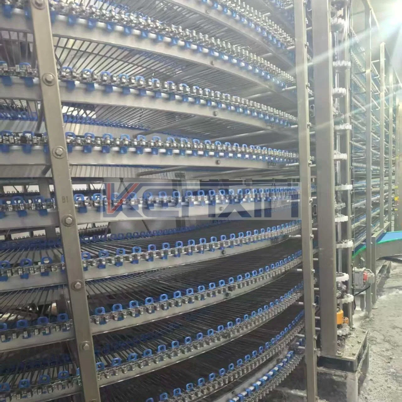 نظام تبريد مجمد حلزوني متقدم مع التحكم في الرطوبة وإدارة المياه