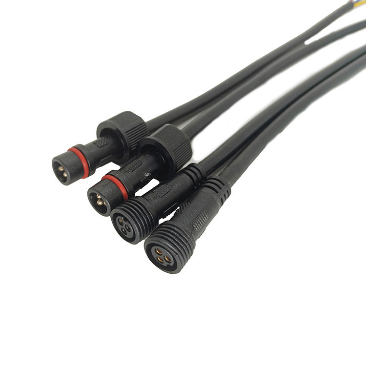 سلك طاقة LED مقاوم للماء صغير 12V سلك مصباح شمسي M12-2core قابس ذكر وأنثى موصلات مصباح شمسي