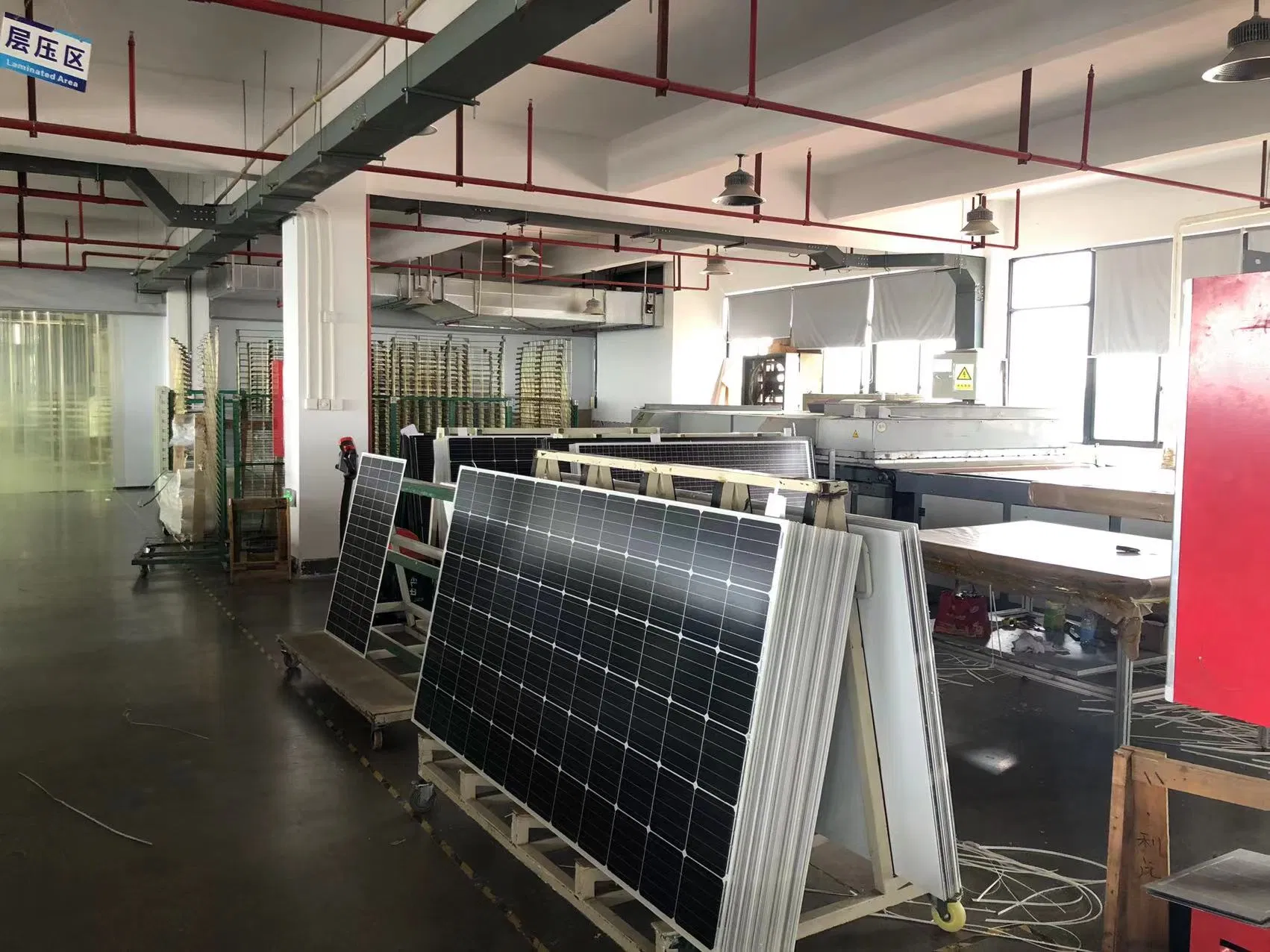 على شبكة التحكم في الطاقة الشمسية 800kw مجموعة كاملة من الألواح الشمسية