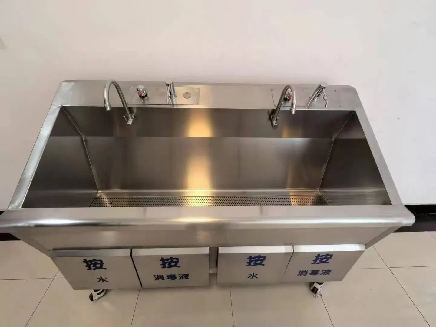Wholesale Surgical Scrub Sink Hospital Hand Wash Sink for Clinic 304 Stainless Steel Sink