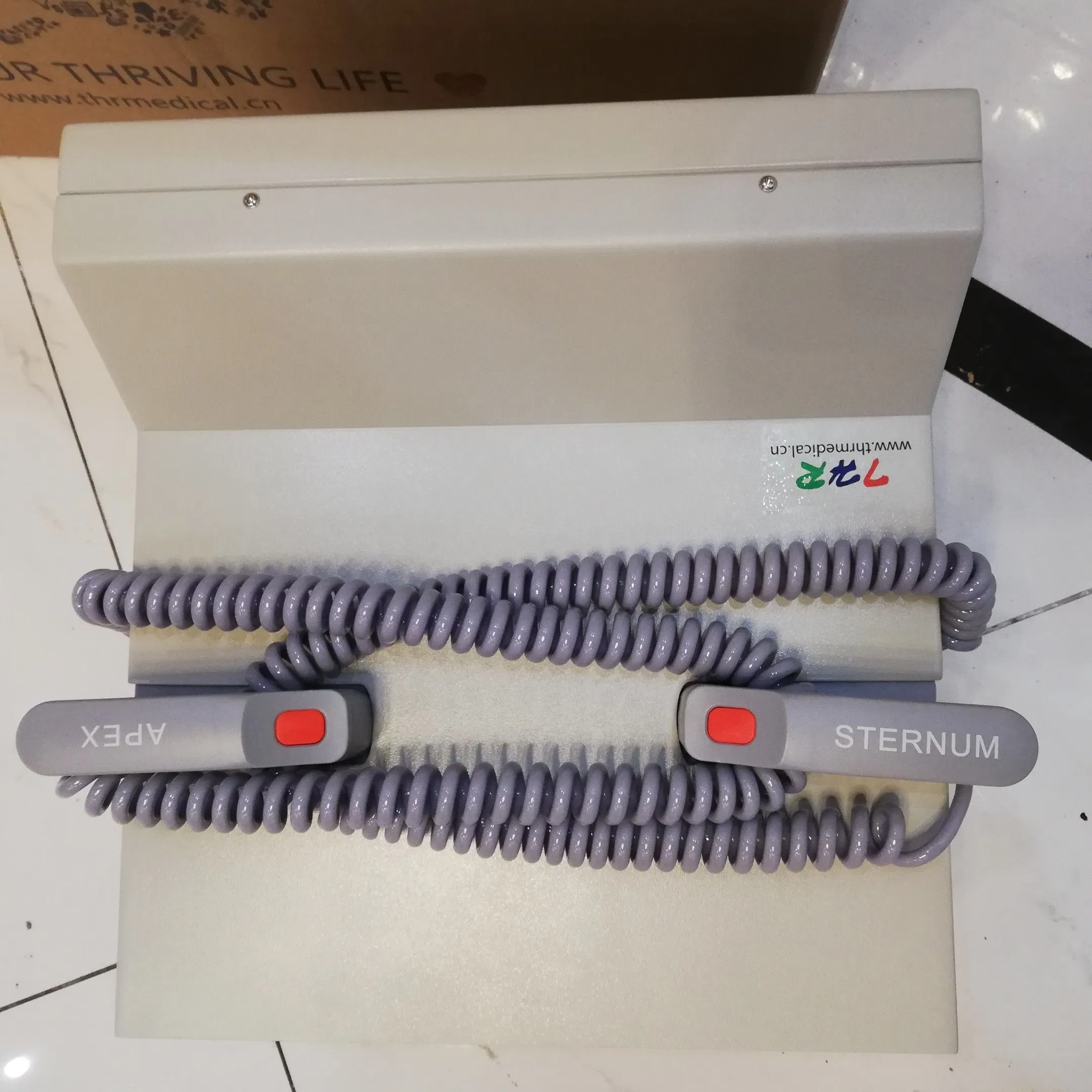 Hospital Automatic Portable Cardiac Defibrillator Machine (THR-MD-800B)