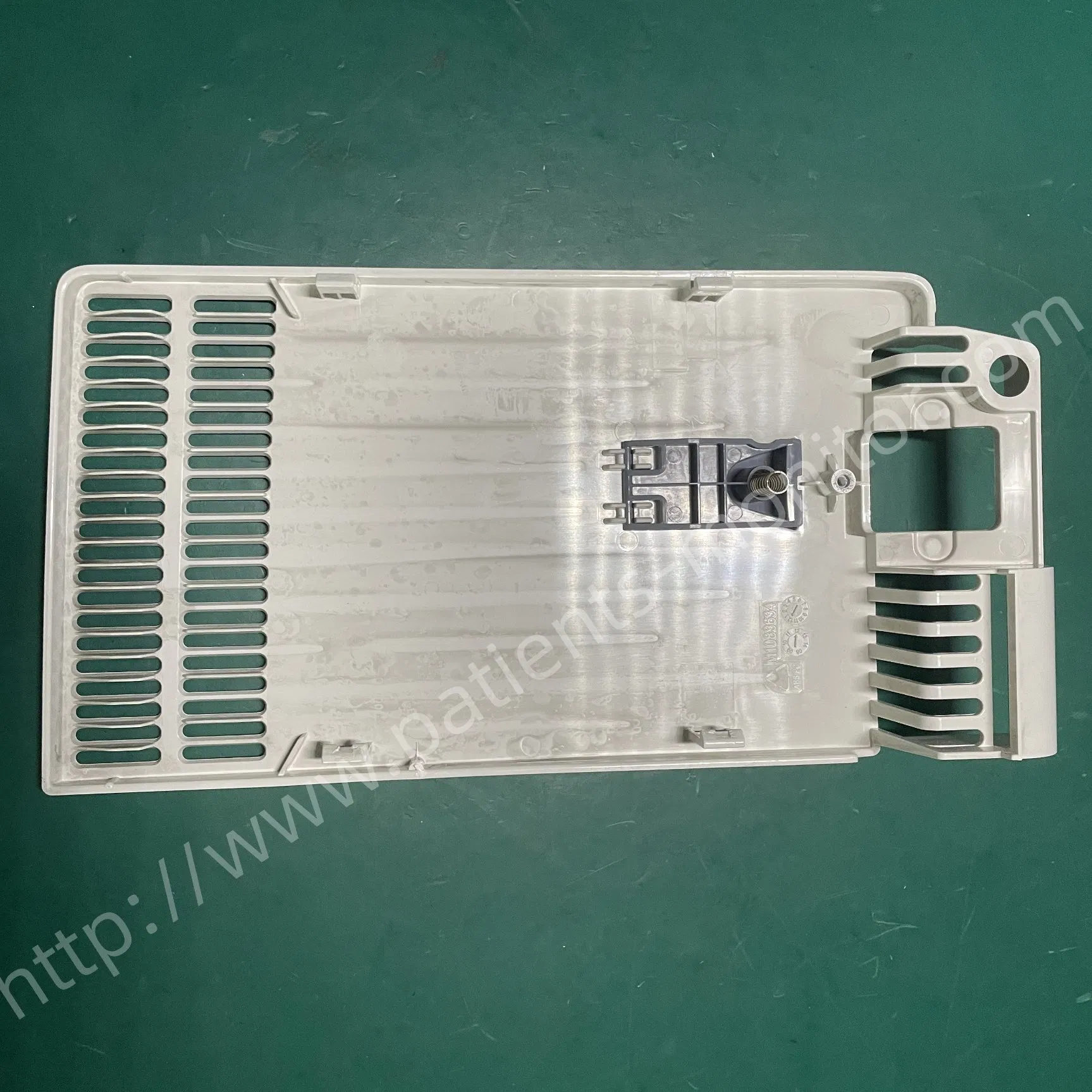 B650 Patient Monitor Battery Module Back Cover M1083634 Battery Panel Cable