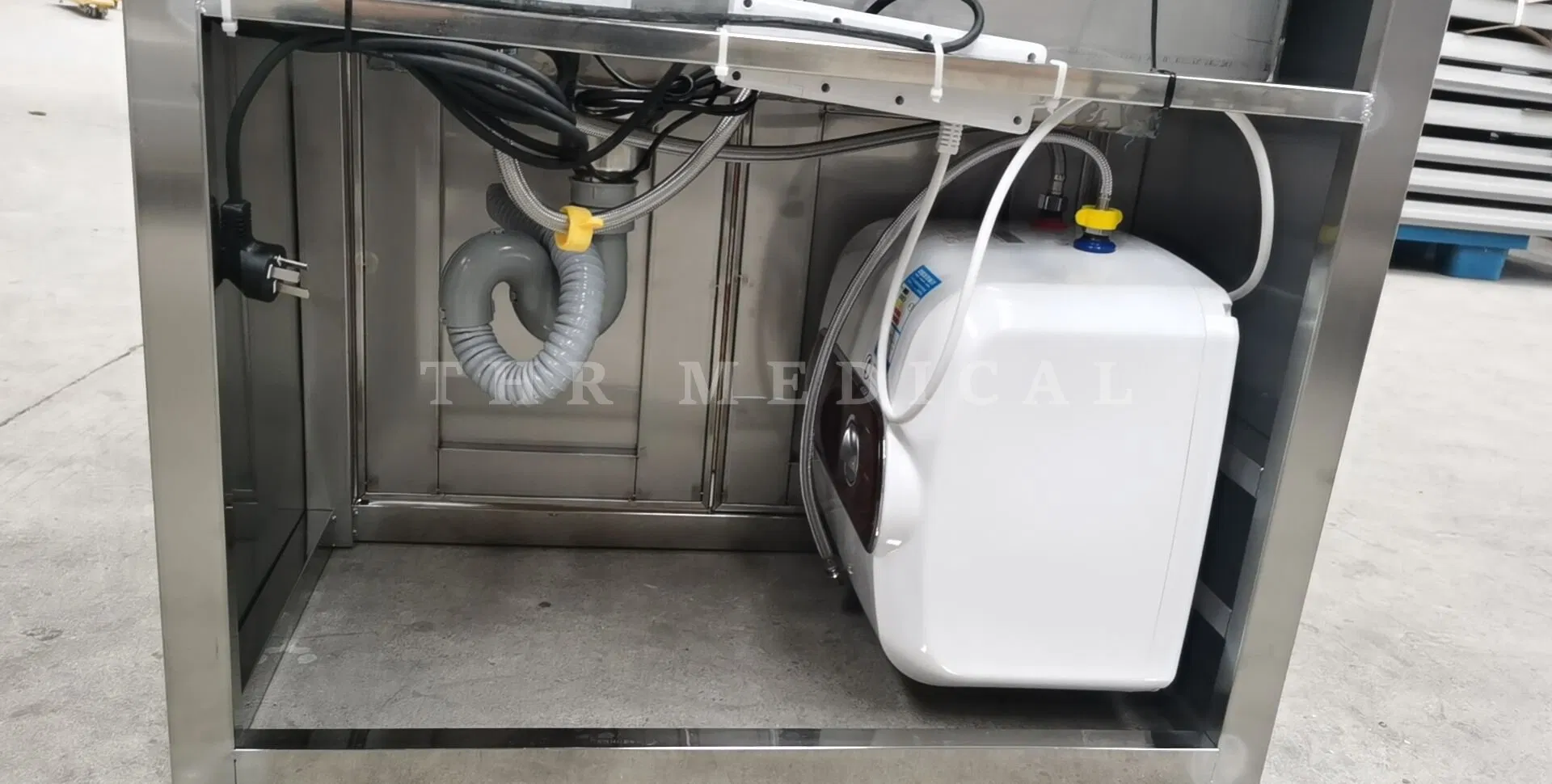 Stainless Steel Surgical Scrub Sink Washing Trough Soap Sensor Taps (THR-SS011)