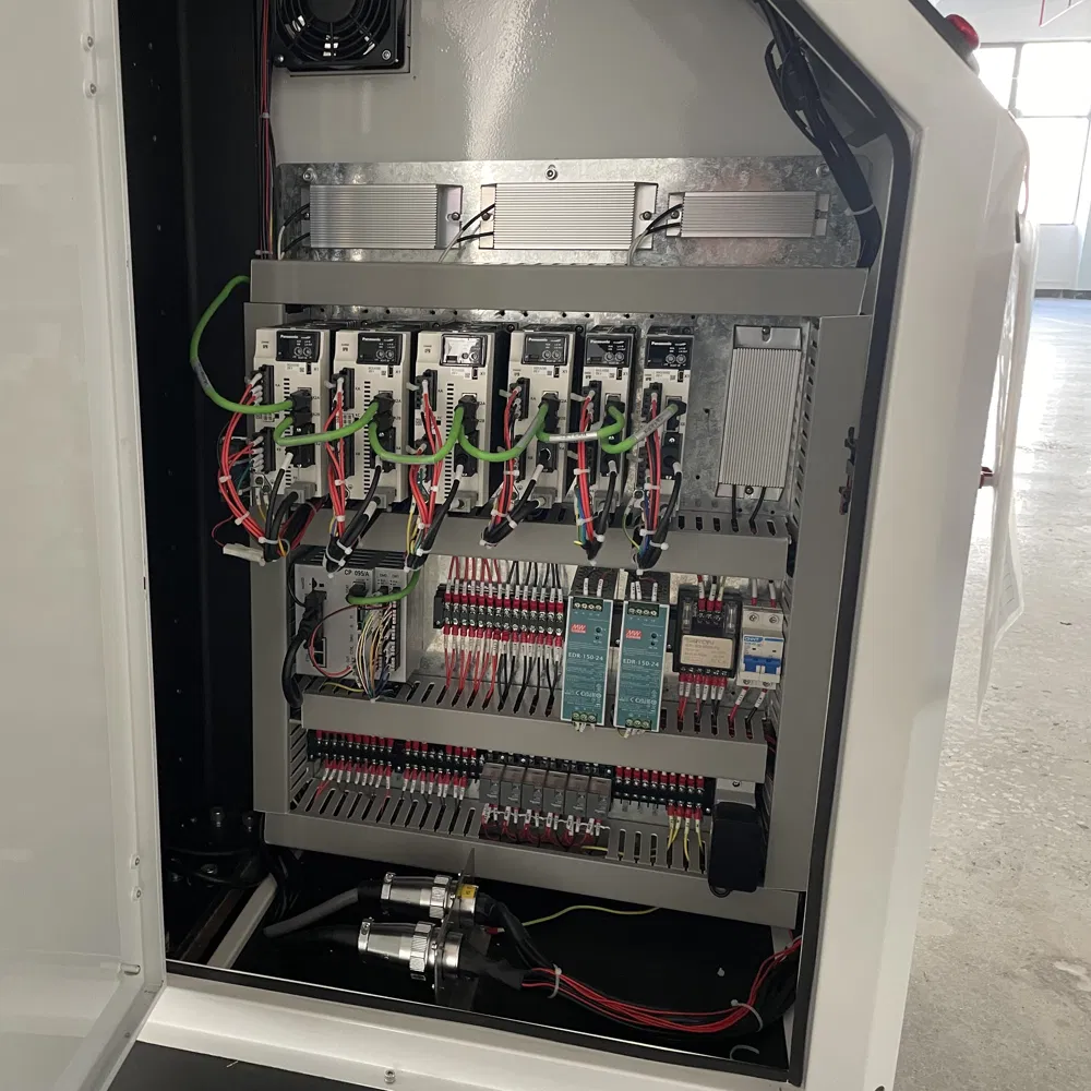 Advanced Robotic Arm System for Efficient Industrial Automation