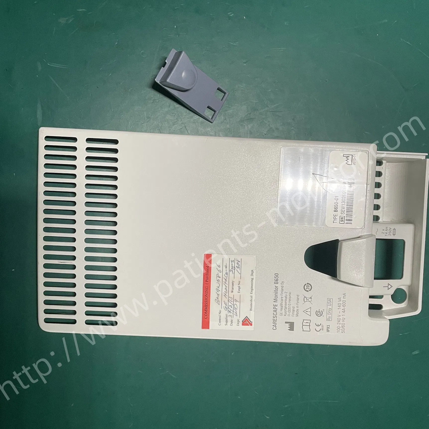 B650 Patient Monitor Battery Module Back Cover M1083634 Battery Panel Cable