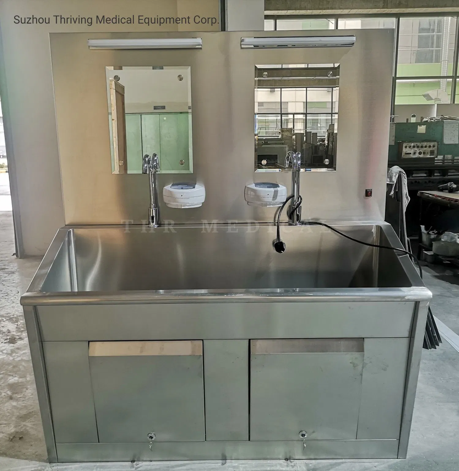 304 Medical Laboratory Equipment Surgical Scrub Sink (THR-SS027)