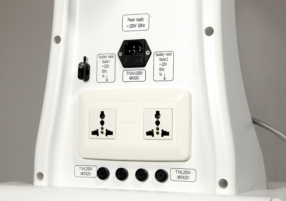 Medical Hospital ICU Ventilator for Neonatal Child Adult, CE ISO13485, Accurate Safe Machine, Therapy Emergency Surgical Ventilation
