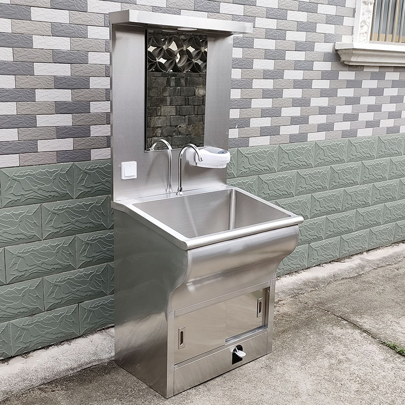 304 Stainless Steel Two-Person Inductive/Foot Pedal Hand Washing Medical Surgical Scrub Sink with LED Light and Mirror