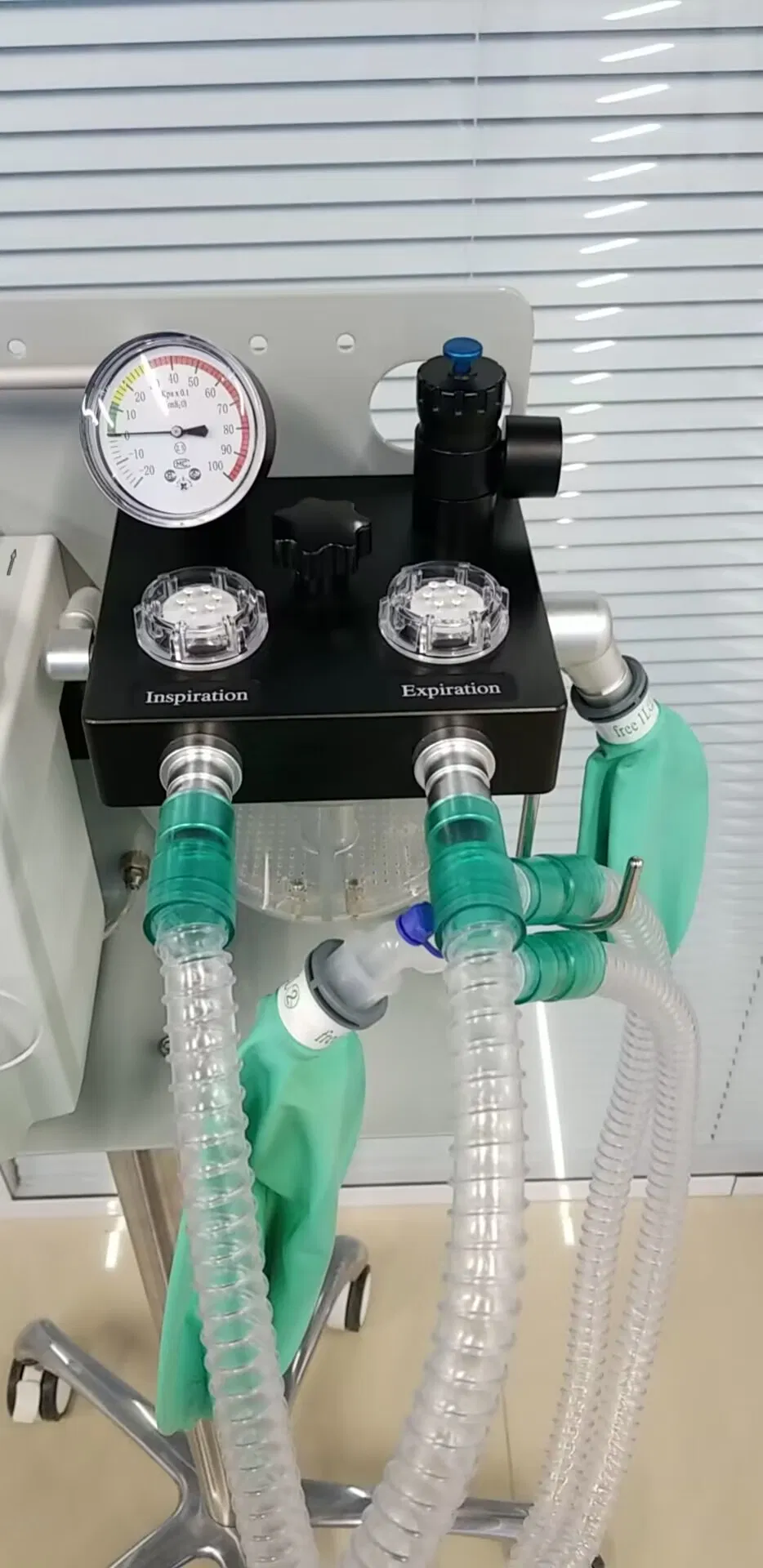 Anesthesia Machine View 2