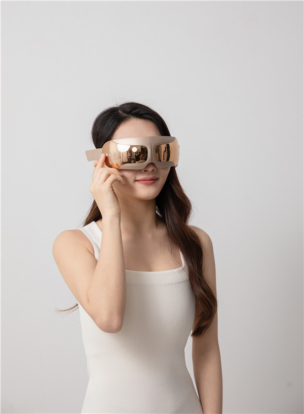 Eye Massager Detail 4