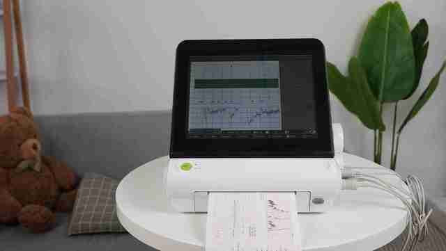 Glucómetro para uso domiciliario y autocuidado de pacientes diabéticos