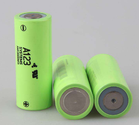 Uli High Power 3.3V26650 Cylindrical Lithium Iron Phosphate Battery 2500mAh Anr26650m1b 3.2V LiFePO4