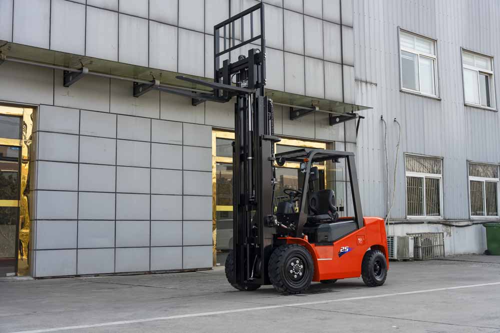K2 2.5Ton Lithium Battery for Europe CE Certified Forklift with MSDS for Safety