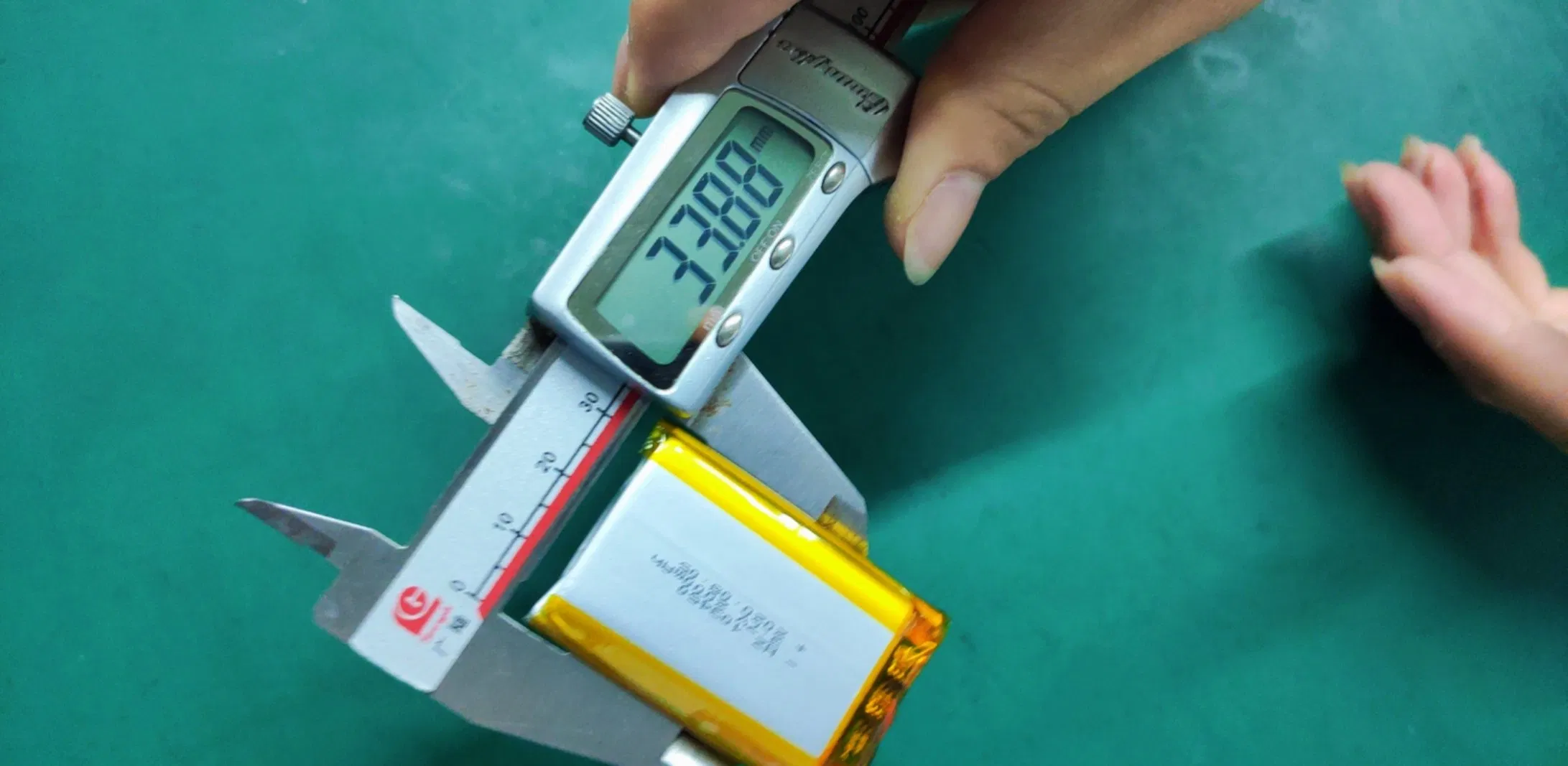 Factory Lithium Polymer Battery Lipo Cell 3.7V 103450 2000mAh for Wireless Tracker
