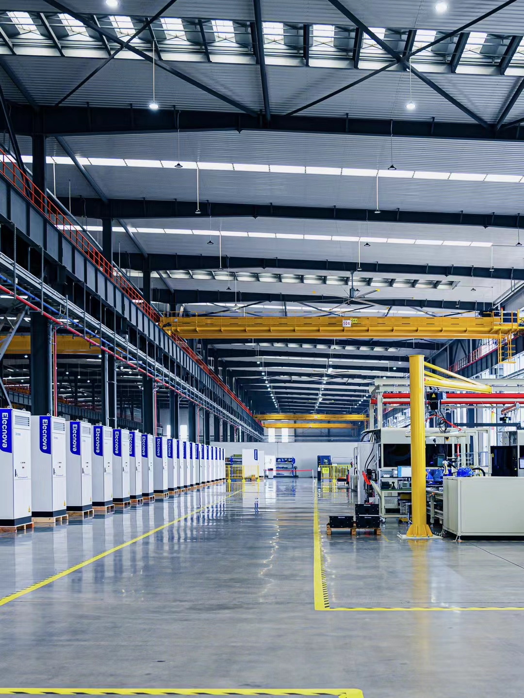 Elecnova Commercial Solar Energy Storage Solutions Off Grid Lithium Battery Integrate with Solar 100kWh 200kWh 300kWh to 1MWh