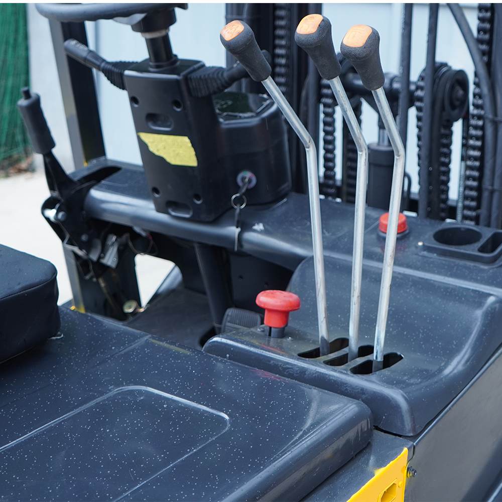 Forklift display 3