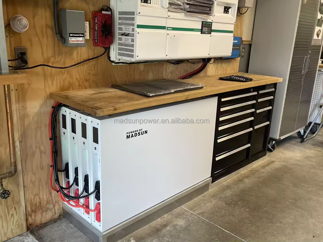 Touch Screen LCD 15kwh Wall Mounted Lithium Ion Battery 51.2V 300AH LiFePO4 Battery Home Energy Storage System