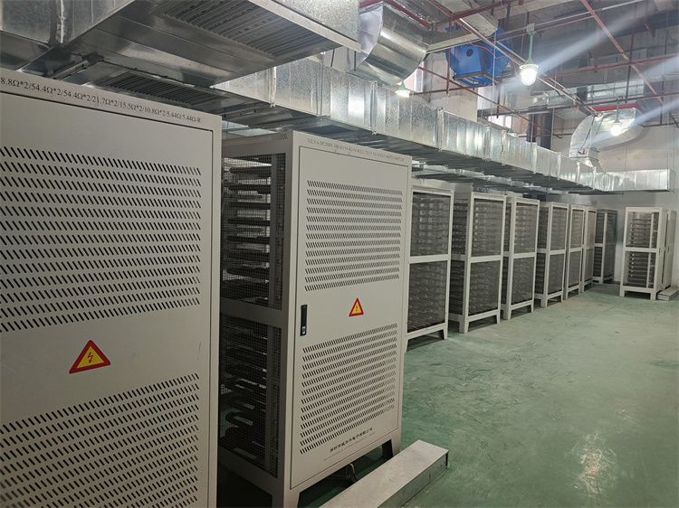 2000KW Room