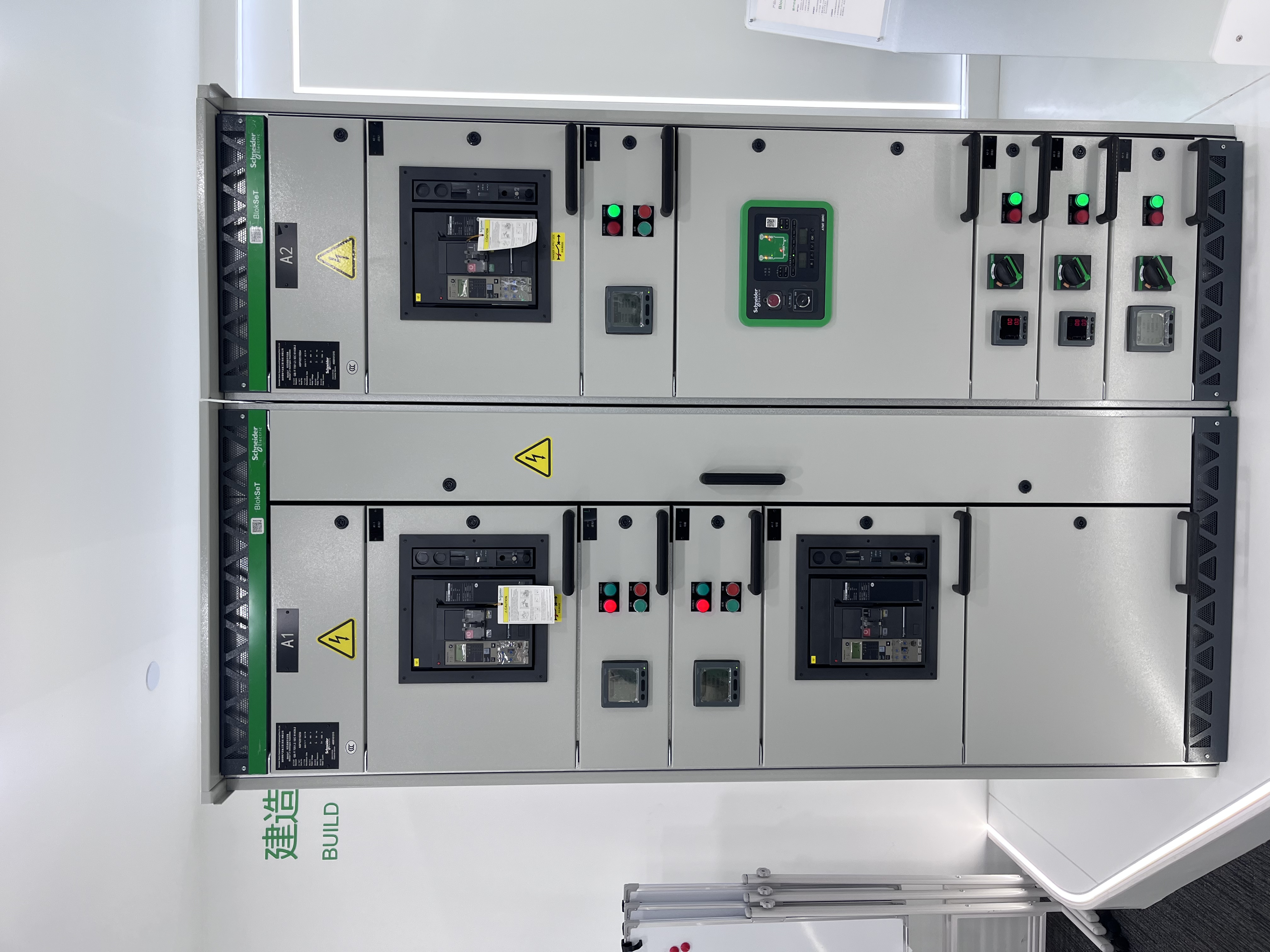 APC Schneider SPM10K UPS Lithium Battery for Computer Server Network Equipment 10KVA/10KW Backup Power