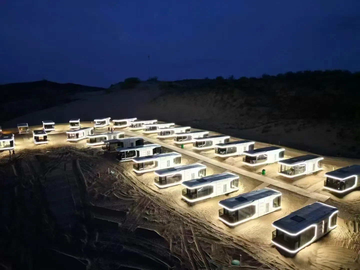 Inflatable Air Dome Greenhouse: Versatile Capsule Hotel Solution