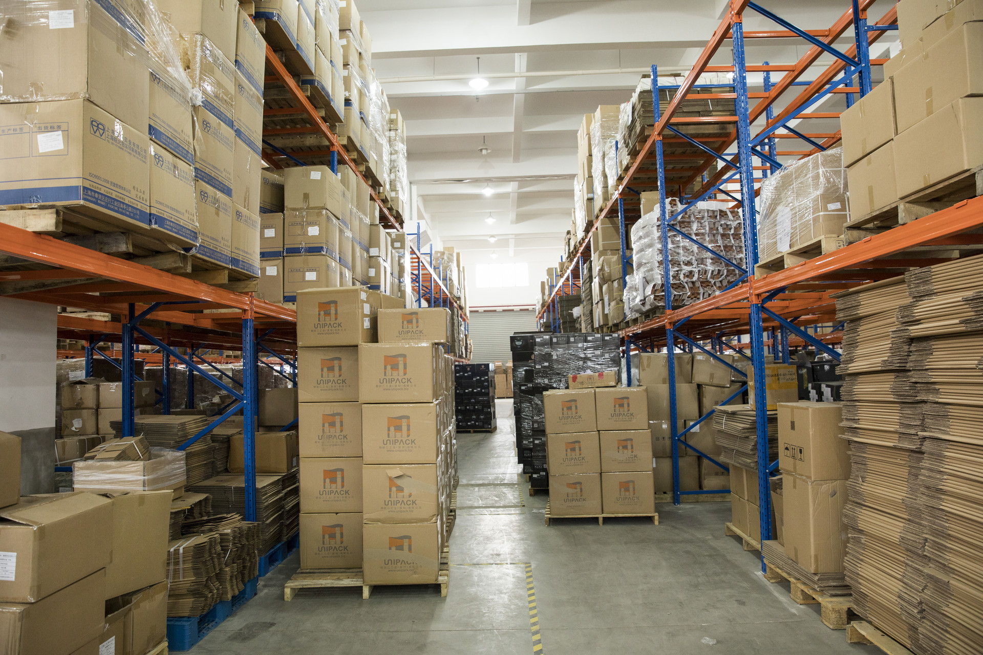 Drums loading on pallet