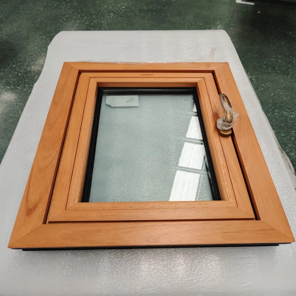 China Factory High-End Soundproof Heat Insulation Wood Clad Aluminum Aluminium Composite Casement Window with Double Tempered Glass for Home Villa Hotel