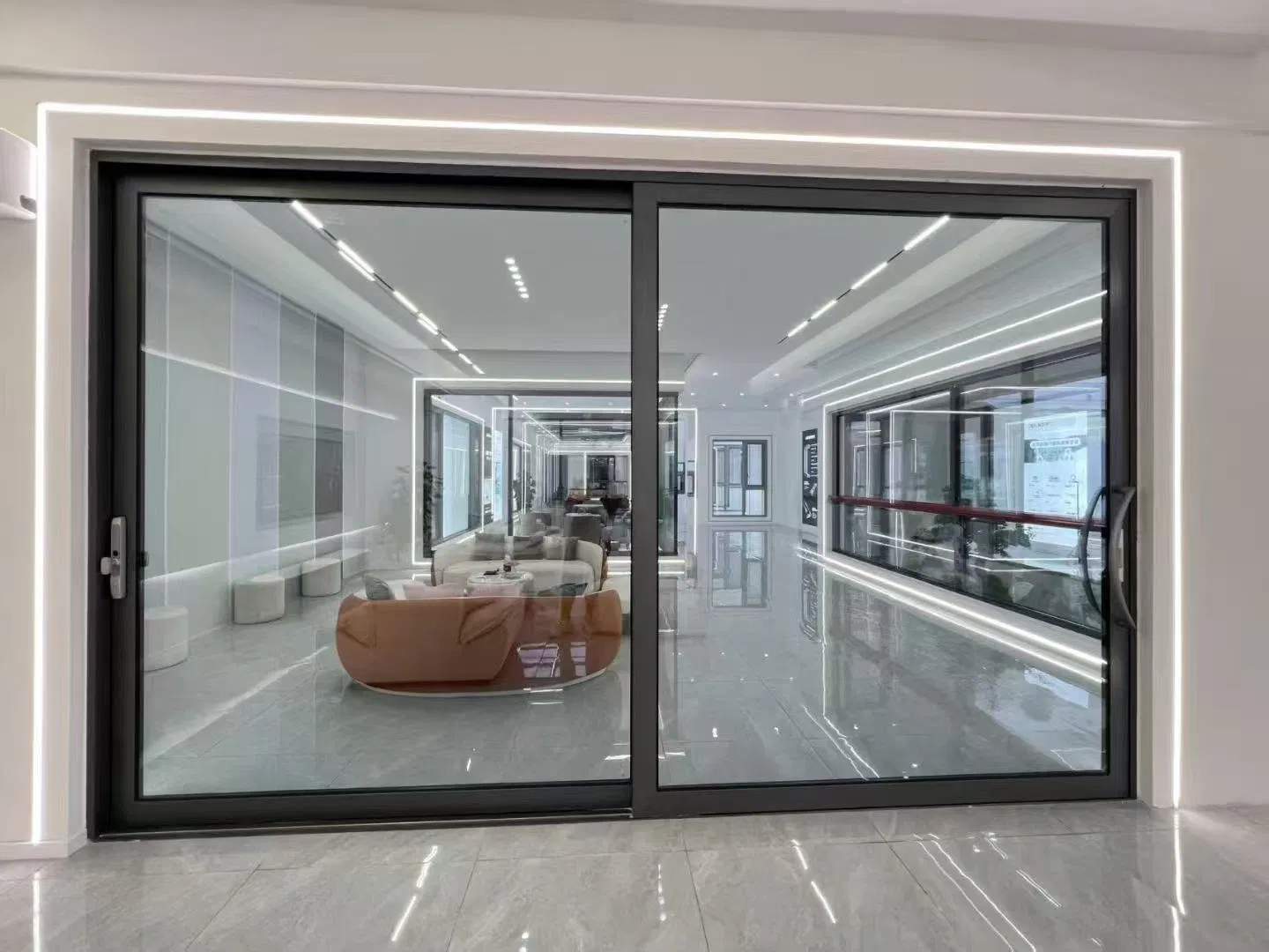 Custom Whole House Aluminium Doors and Windows Tempered Glass Waterproof Window