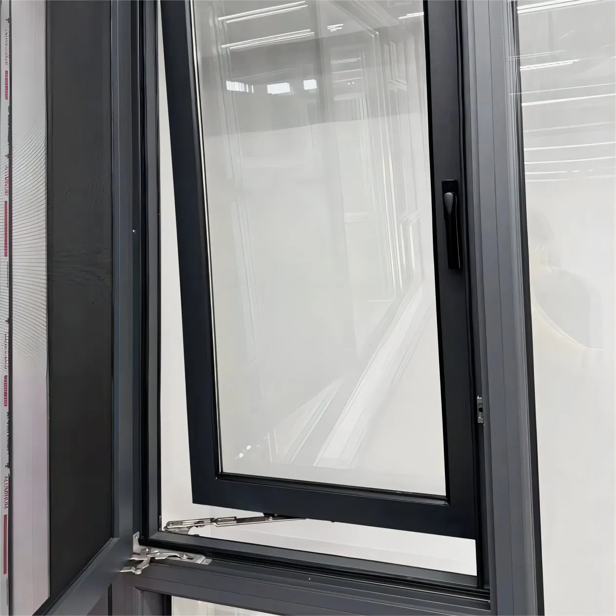 China Manufacture Aluminum Alloy Casement Window Tilt and Turn Window with Mosquito Net/Invisible Screen