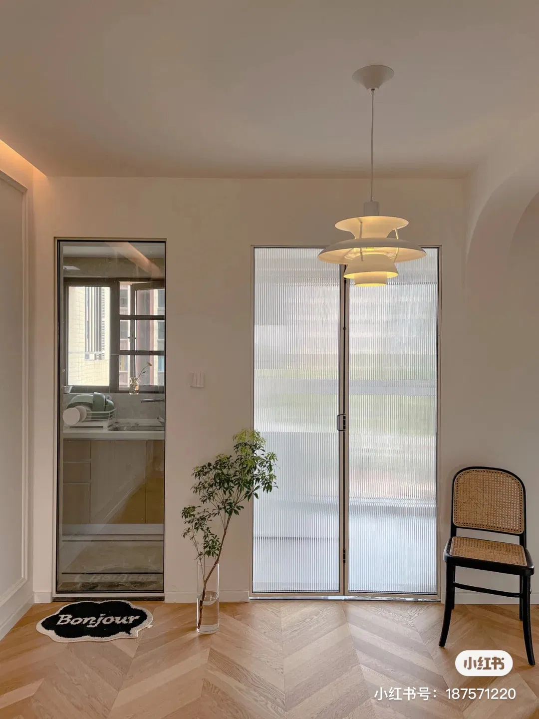 2025hot Sale America Stadard Modern Style PVC Waterproof Bifold Doors Windows Aluminum Interior Balcony Glass Sliding Folding Door