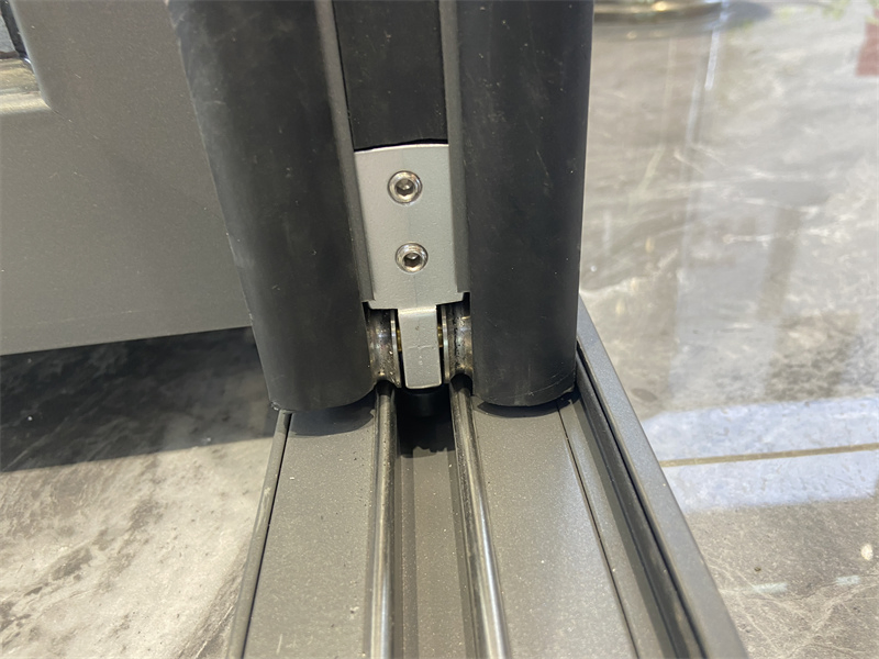 High-Quality Waterproof Bifold Doors Windows Aluminum Balcony Sliding Folding Door