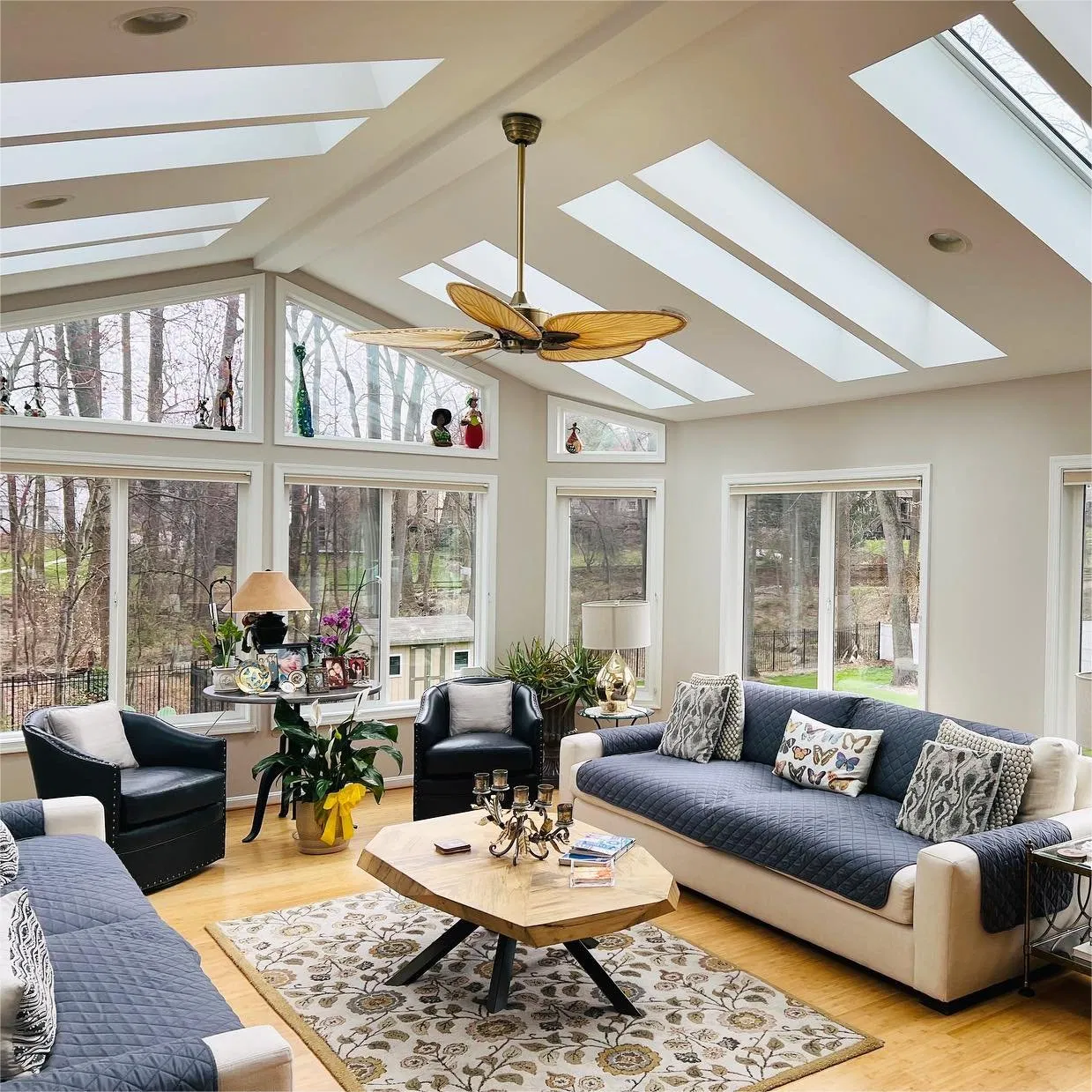 Aluminium Low-E Glass Custom Design Residential French-Style Aluminum Framed Casement Windows Bay Windows