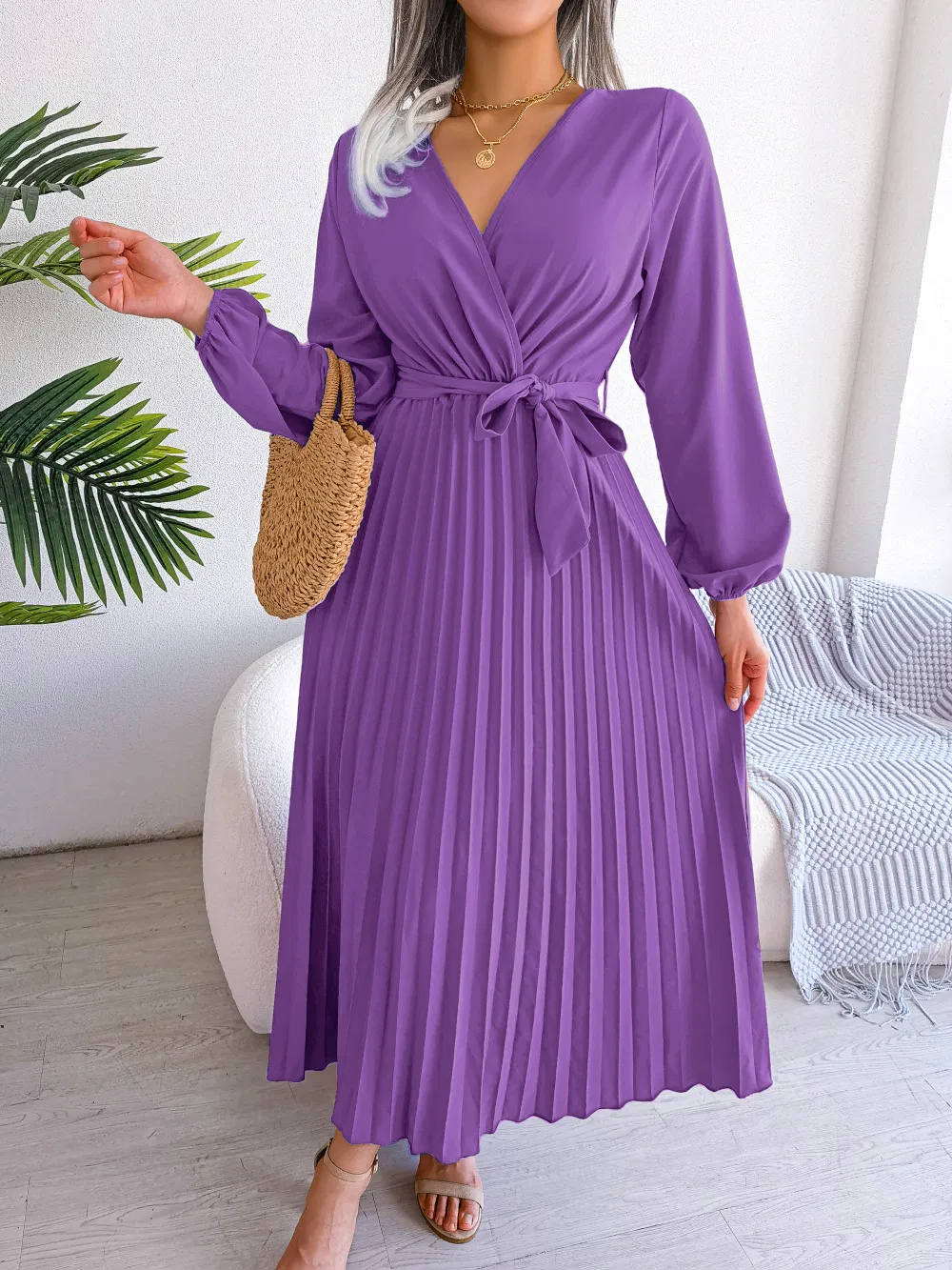 Vestido Elegante Feminino de Manga Longa com Decote em V e Cinto com Laço em Cor Sólida para Estilo Casual no Mercado de Moda Europeu