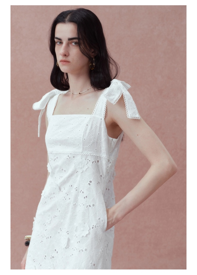 Vestido de Verão Feminino de Lazer Atacado Marca Algodão Bordado Tecido Laço no Ombro Vestido Longo para Uso Casual Diário