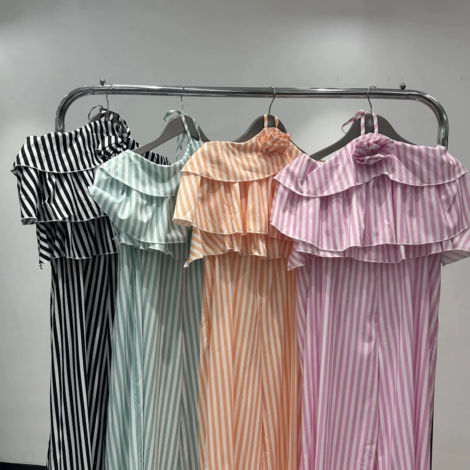 Vestido Casual de Verão em Comprimento Médio em Cor Sólida