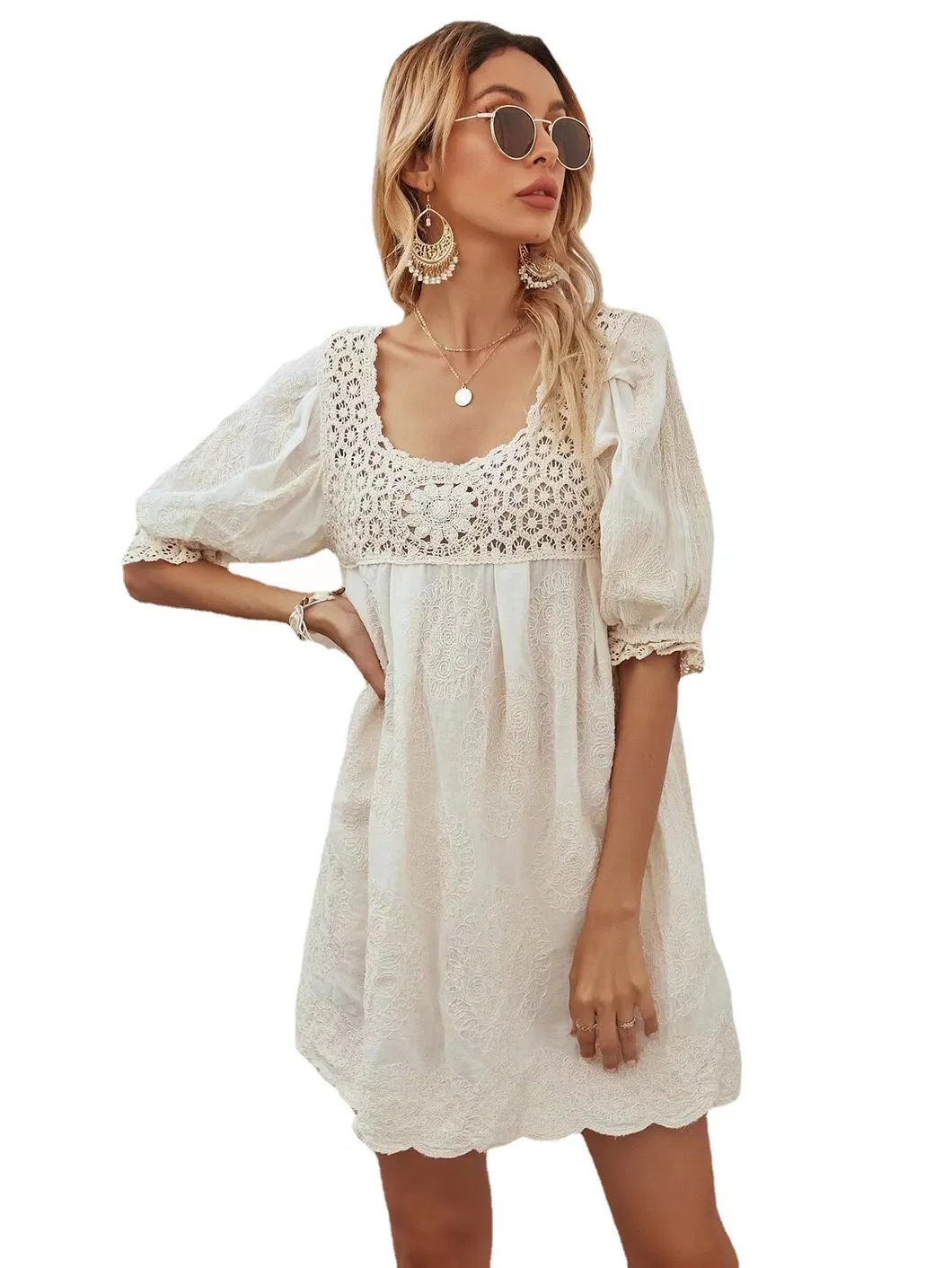 Modelo Vestido Mini Casual Boho 5