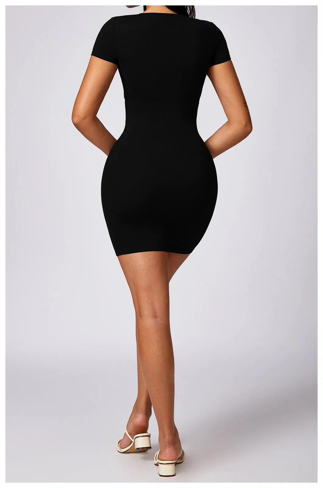 Vestido Casual Justo com Pacote Slim-Fit, Manga Curta, Estilo Esportivo