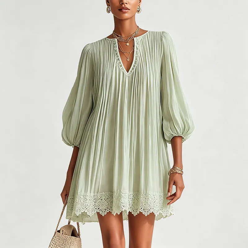 Vestido Mini de Manga Bufante com Decote em V e Barra de Renda Plissada Verde Claro, Vestido Casual Boêmio para Férias