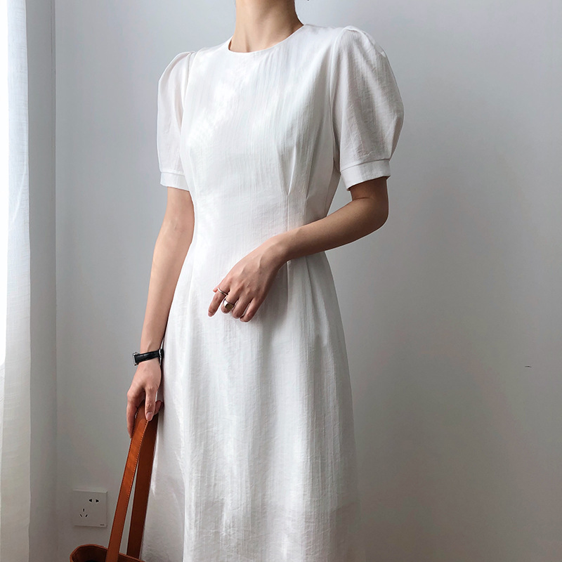 Vestido Casual Feminino de Verão Novo 2025 com Decote Redondo, Cor Sólida, Laço, Manga Curta e Manga Bubbly