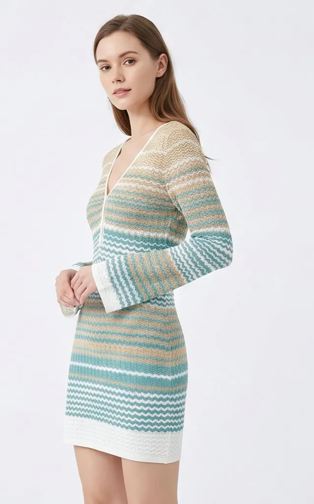 Vestido MIDI de Tricô Oco Listrado com Manga Longa e Decote em V