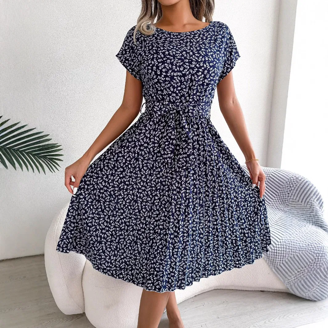 Vestido de menina floral plissado de manga curta casual de primavera e verão
